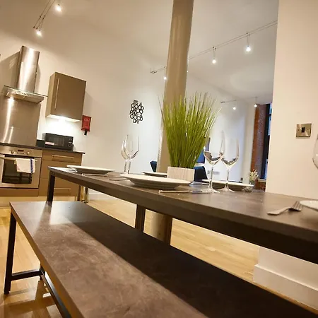 The Safire Suite Manchester Exterior photo